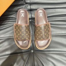 Louis Vuitton Slippers